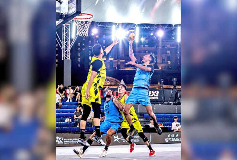 Riffa storm into Macau Masters quarter-finals